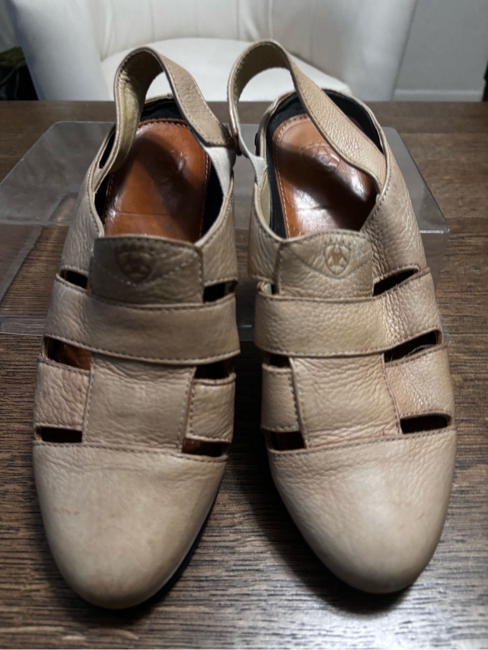 Ariat Slingback Leather Comfort Heels Beige 7.5M Cutout Low Heel